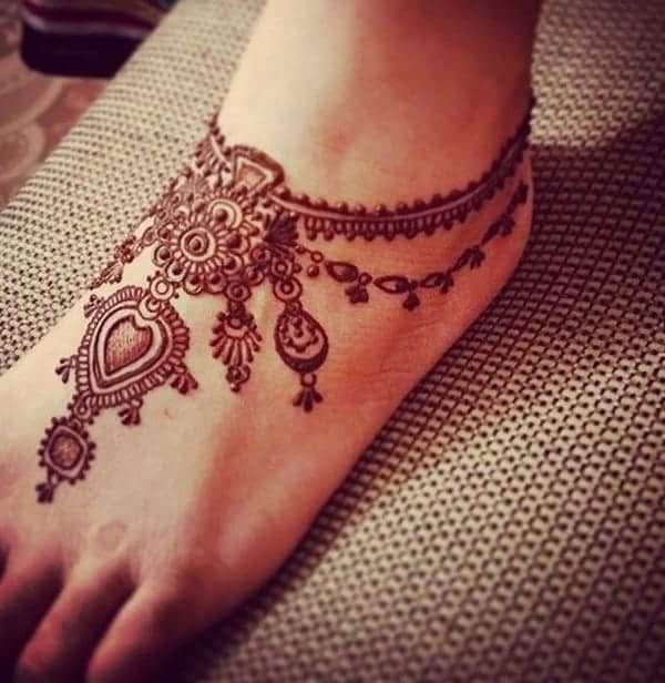 mehndi tattoo